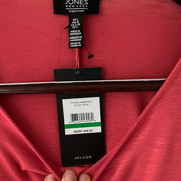 Jones New York Sz L Oversized Red Stretch Blouse Cutouts Shoulder Top - Picture 3 of 8